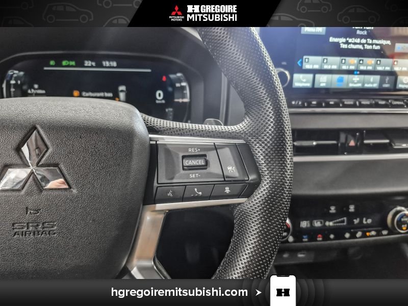 Mitsubishi Outlander PHEV 2023 Noir Blainville - photo #23