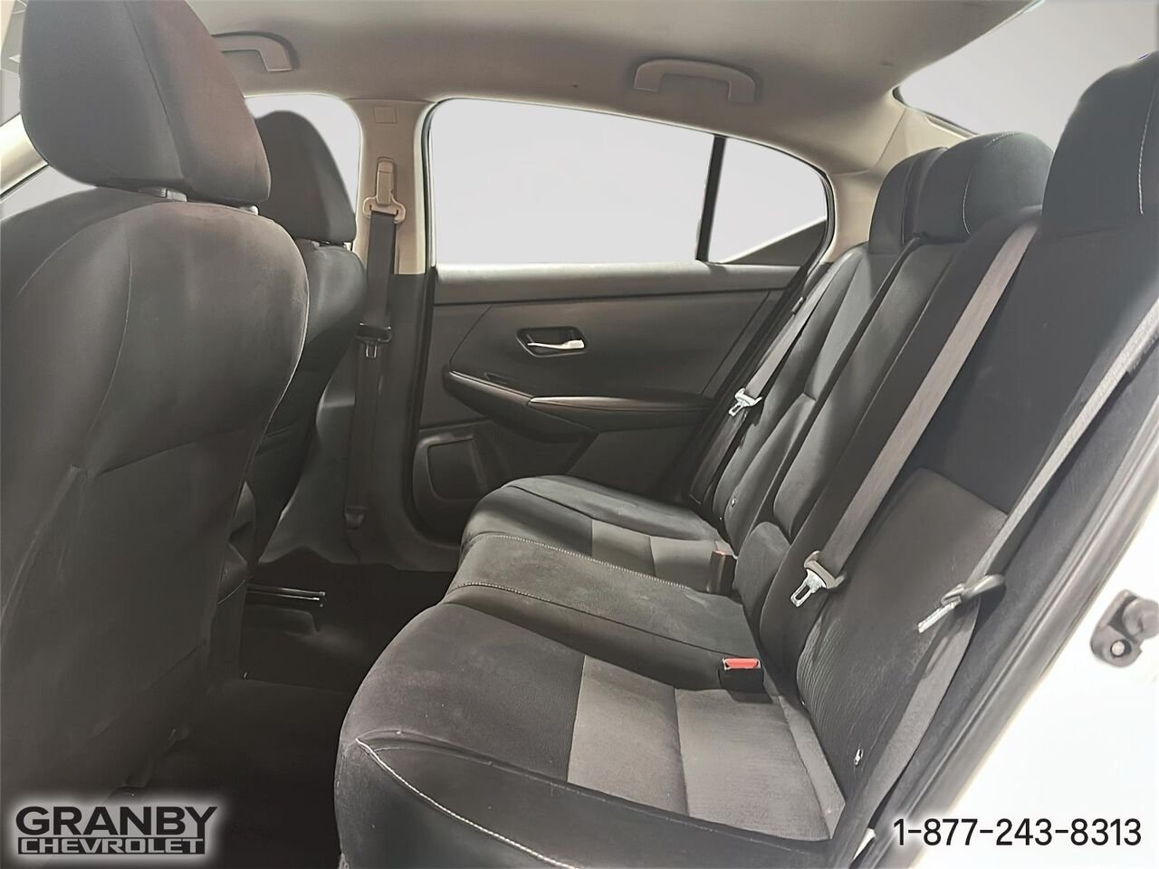 Nissan Sentra SV | 27-0244A 2020 Blanc Granby - photo #11