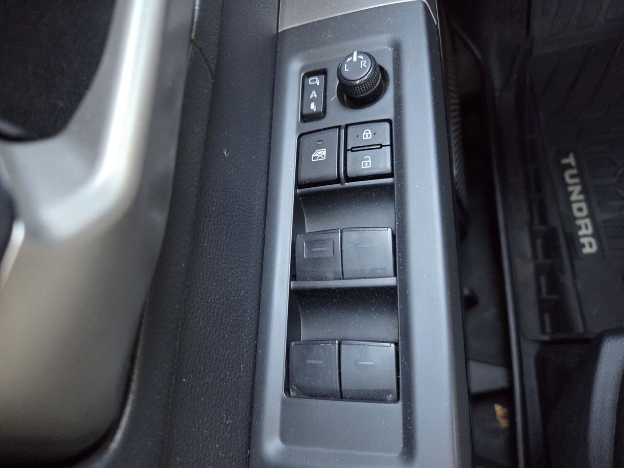 2023 Toyota TUNDRA LIMITED Black Mont-Laurier - photo #15