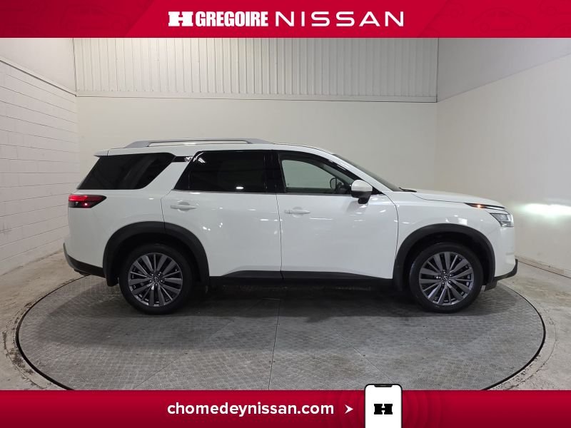 2024 Nissan Pathfinder White Laval - photo #10