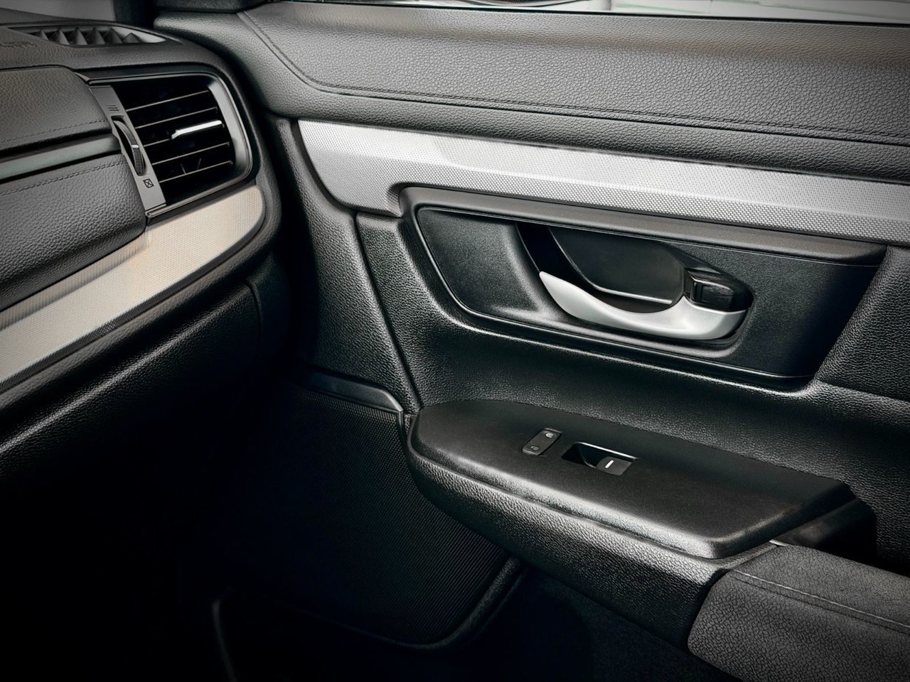 2021 Honda CR-V White Notre-Dame-des-Prairies - photo #26
