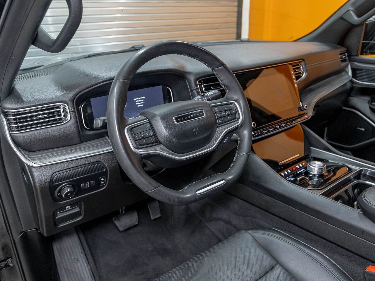 2023 Jeep Wagoneer SERIES II AWD *NAV* CUIR SIÈGES VENTIL HAYON ELECT Black Saint-Jérôme - photo #1