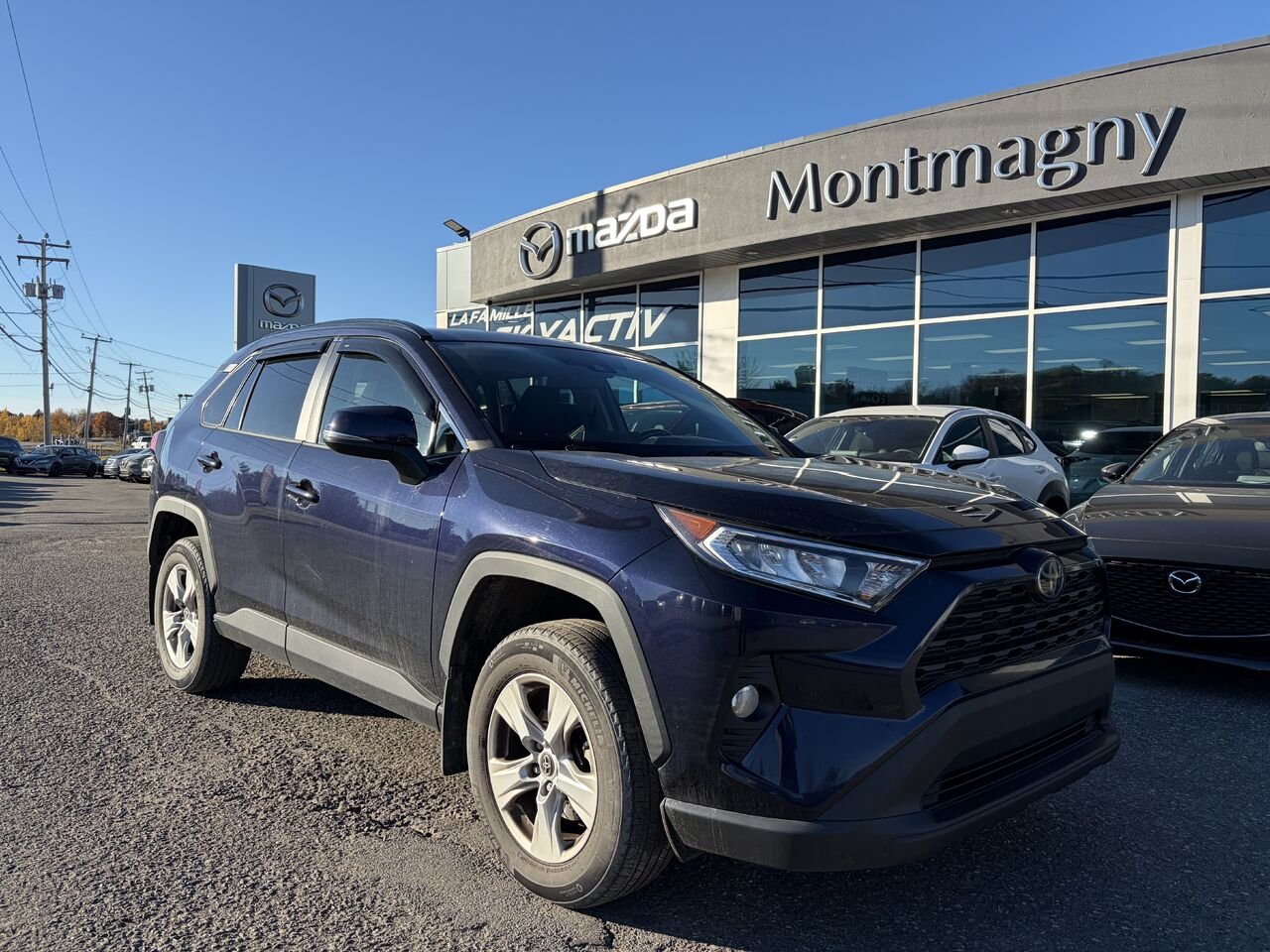 TOYOTA RAV4 XLE/XLE PREMIUM XLE TI 2019 Bleu Montmagny - photo #0