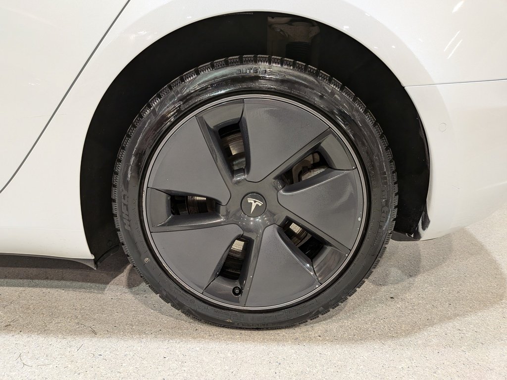 2021 Tesla Model 3 Standard Range RWD *Ltd Avail* Red Val-David - photo #30