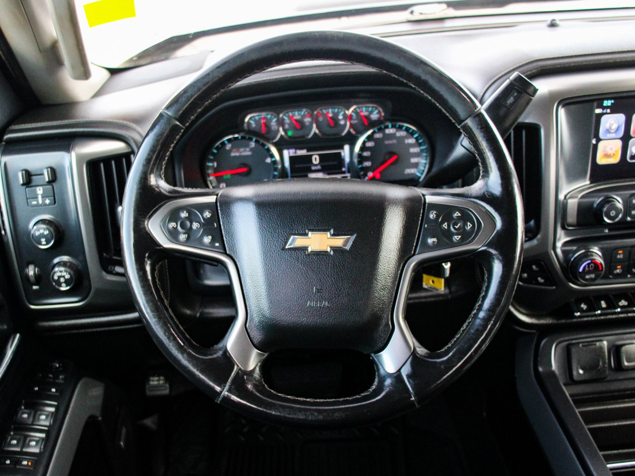 2019 Chevrolet Silverado 2500HD 4WD Crew Cab 153.7 LTZ Black Sherwood Park - photo #20