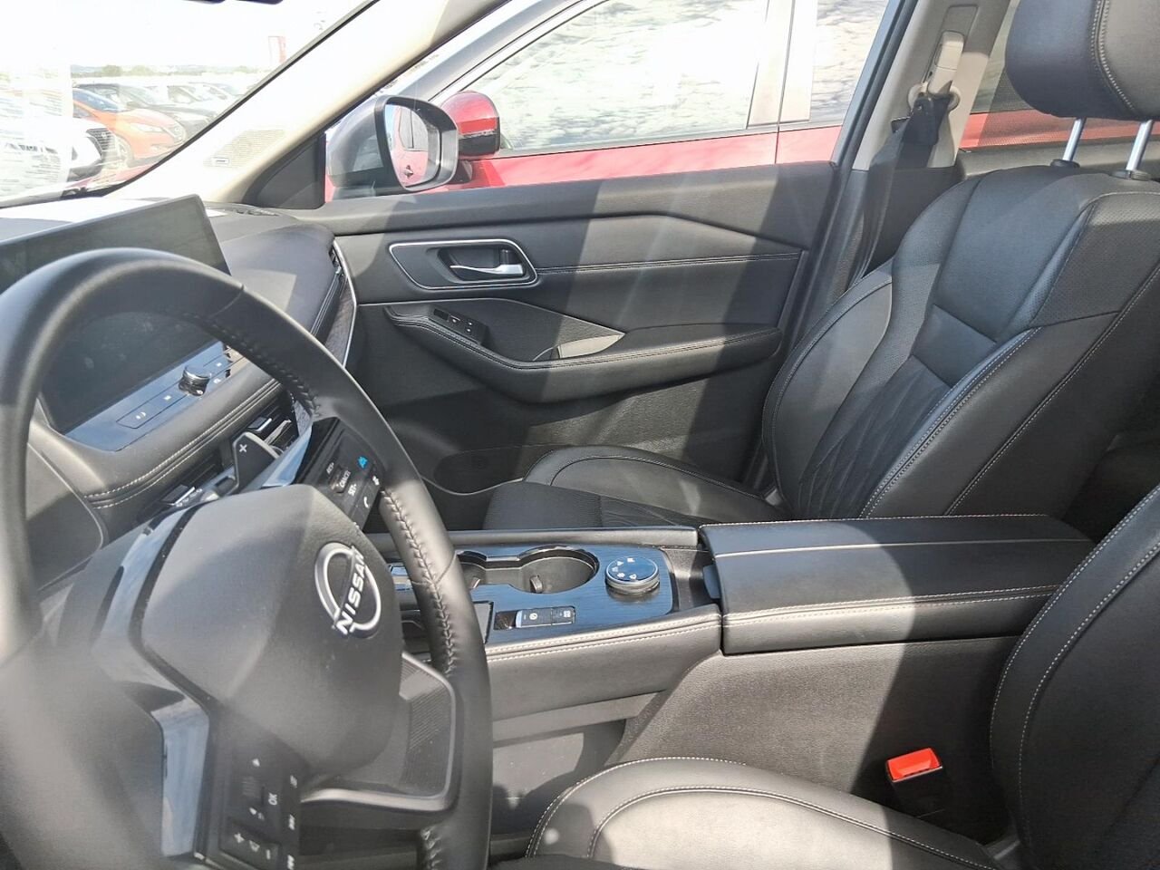 2025 Nissan Rogue PLATINE Grey Québec - photo #2