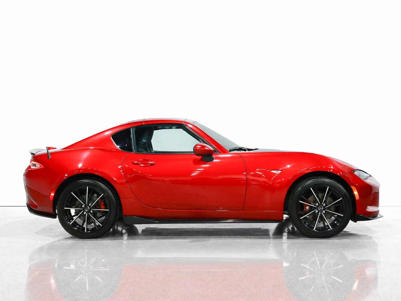 2018 Mazda MX-5 RF Red Saint-Eustache - photo #2