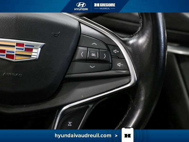 2018 Cadillac XT5 Black Laval - photo #23