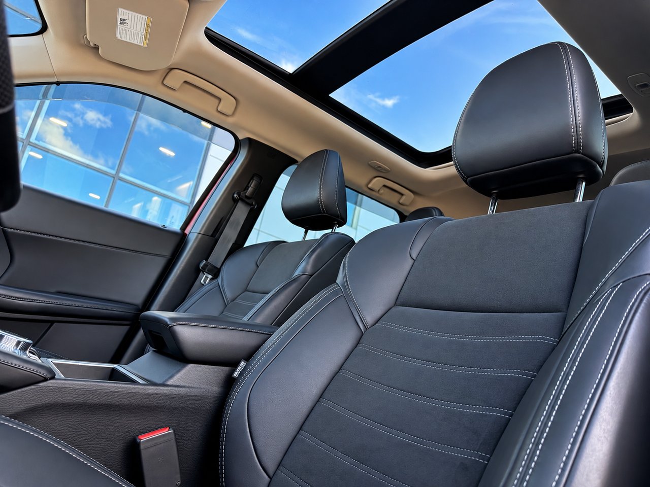 2023 Mitsubishi Outlander SE S-AWC Red Châteauguay - photo #6