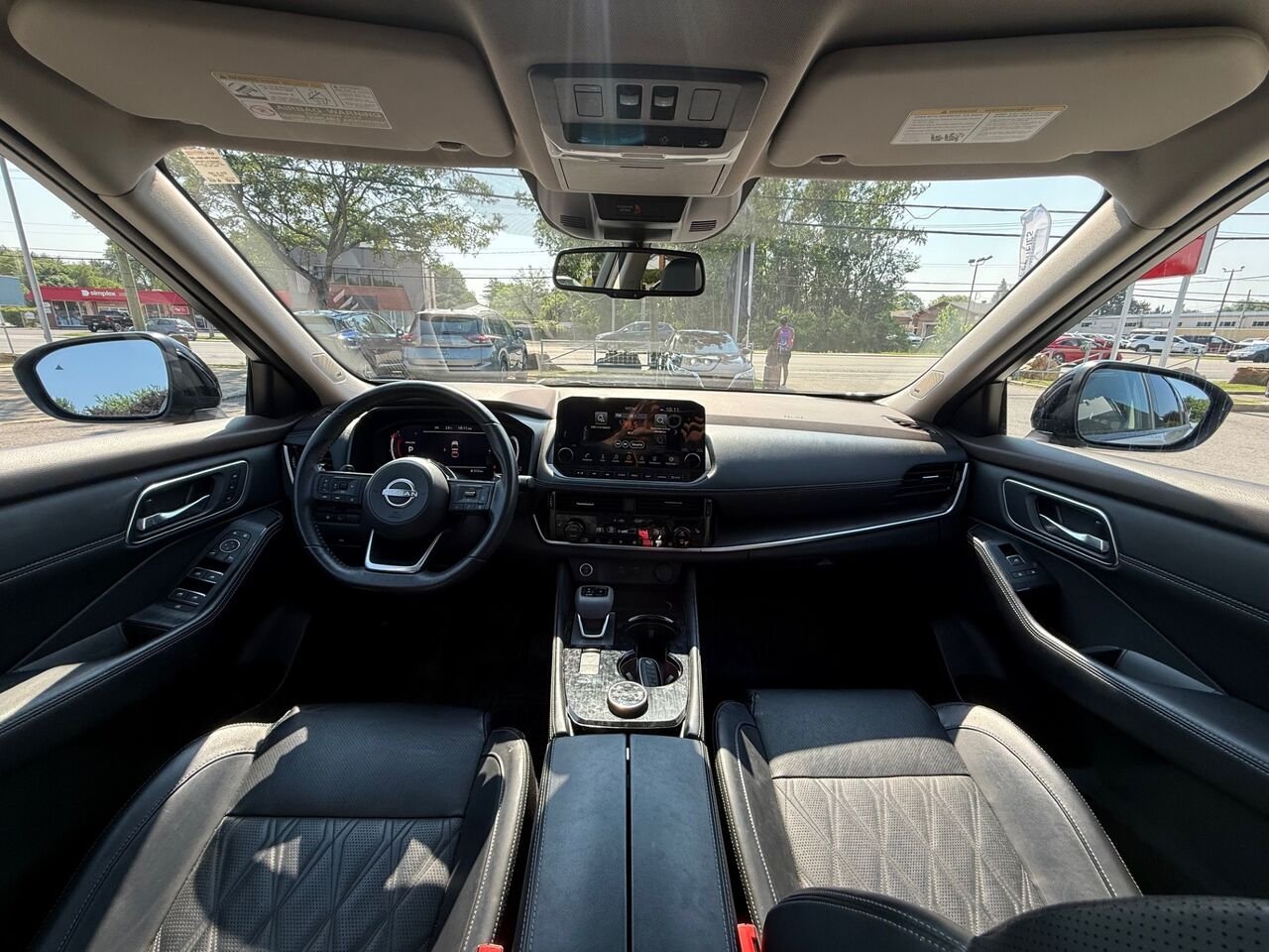 Nissan Rogue PLATINUM | JAMAIS ACCIDENTÉ✅ 2023 Gris Châteauguay - photo #13