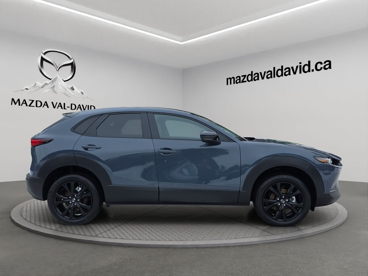 2026 Mazda CX-30 GT, awd, toit ouvrant, Écran 360 degré, Navigation, chargeur sans fil pour cellulaire Aero Grey Metallic Val-David - photo #3