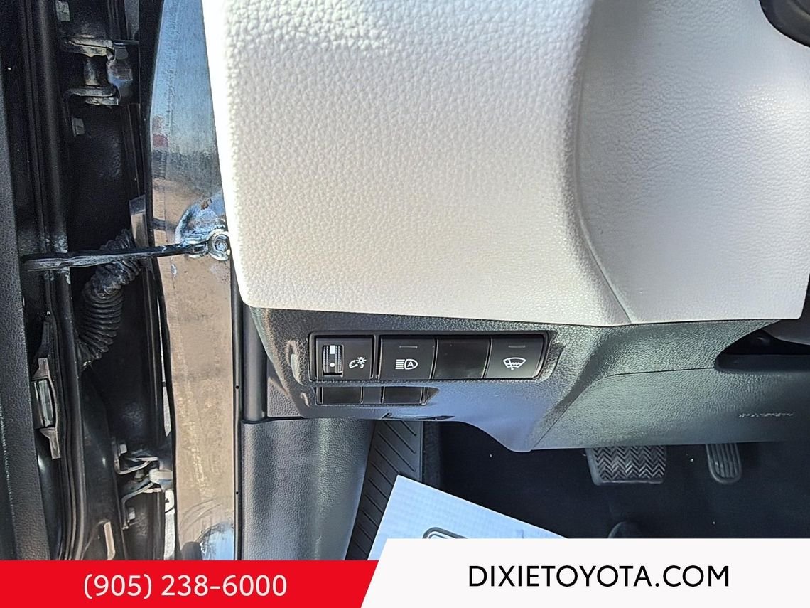 2024 Toyota Corolla Cross Heated Seats, Bluetooth Jet Black Mica Mississauga - photo #15