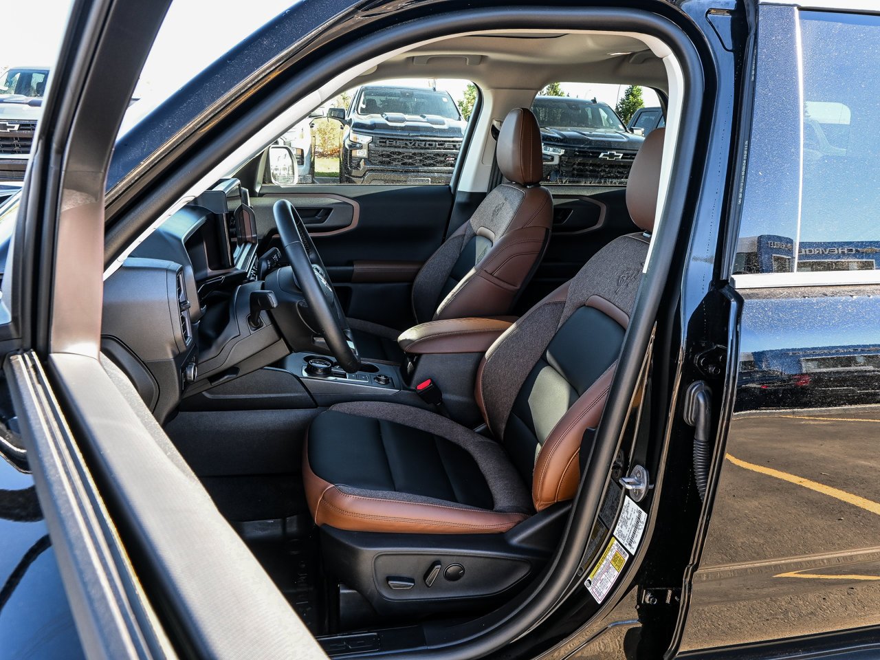 2025 Ford Bronco Sport Outer Banks 4x4 Black Sherwood Park - photo #17