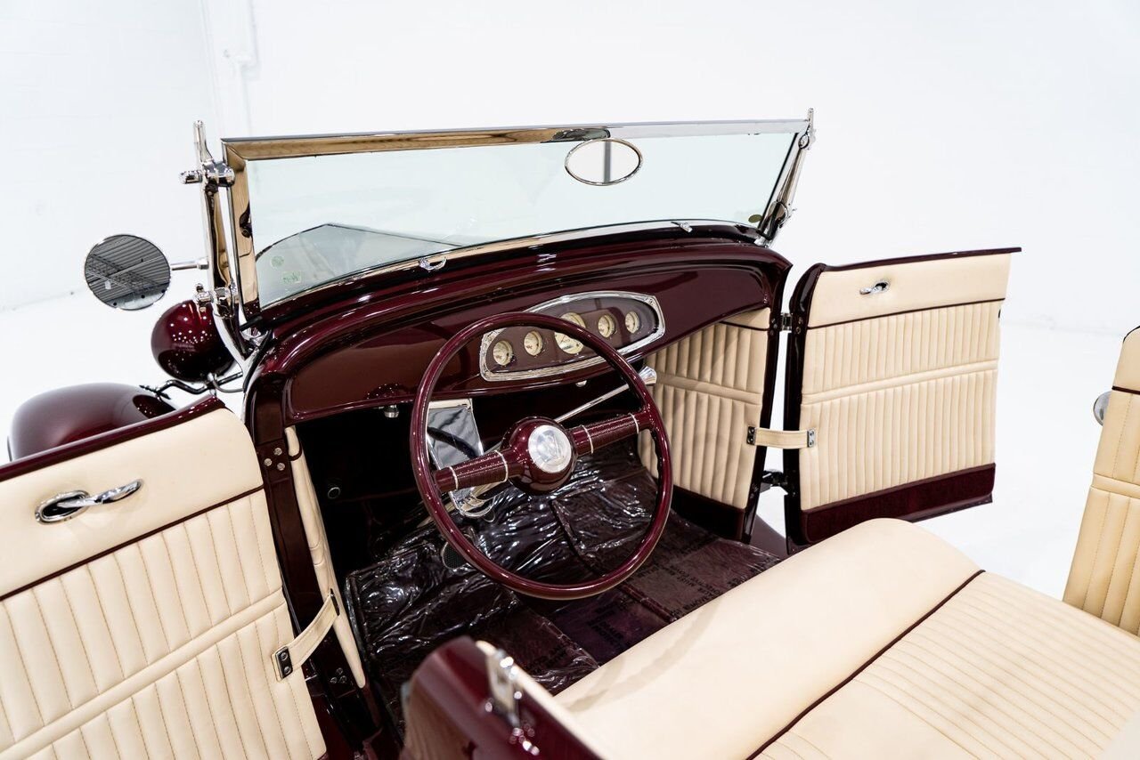 Ford Highboy Lobeck creation spectacular presentation **PRICE IN USD** 1932 Rouge Montréal - photo #7