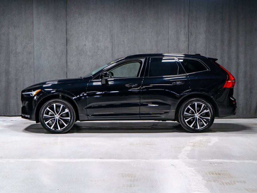 2025 Volvo XC60 B5 PLUS DARK CLIMAT HARMAN KARDON Black