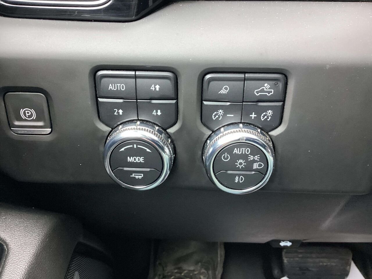 2024 GMC SIERRA 2500HD AT4 AT4 cabine multiplace 4RM 159 po Black Gatineau - photo #14