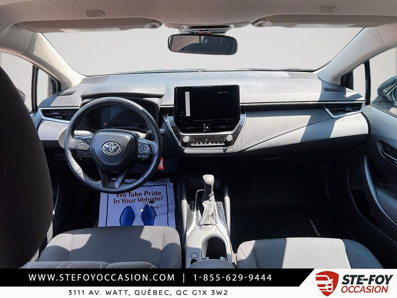 2026 Toyota Corolla LE Blue Québec - photo #12