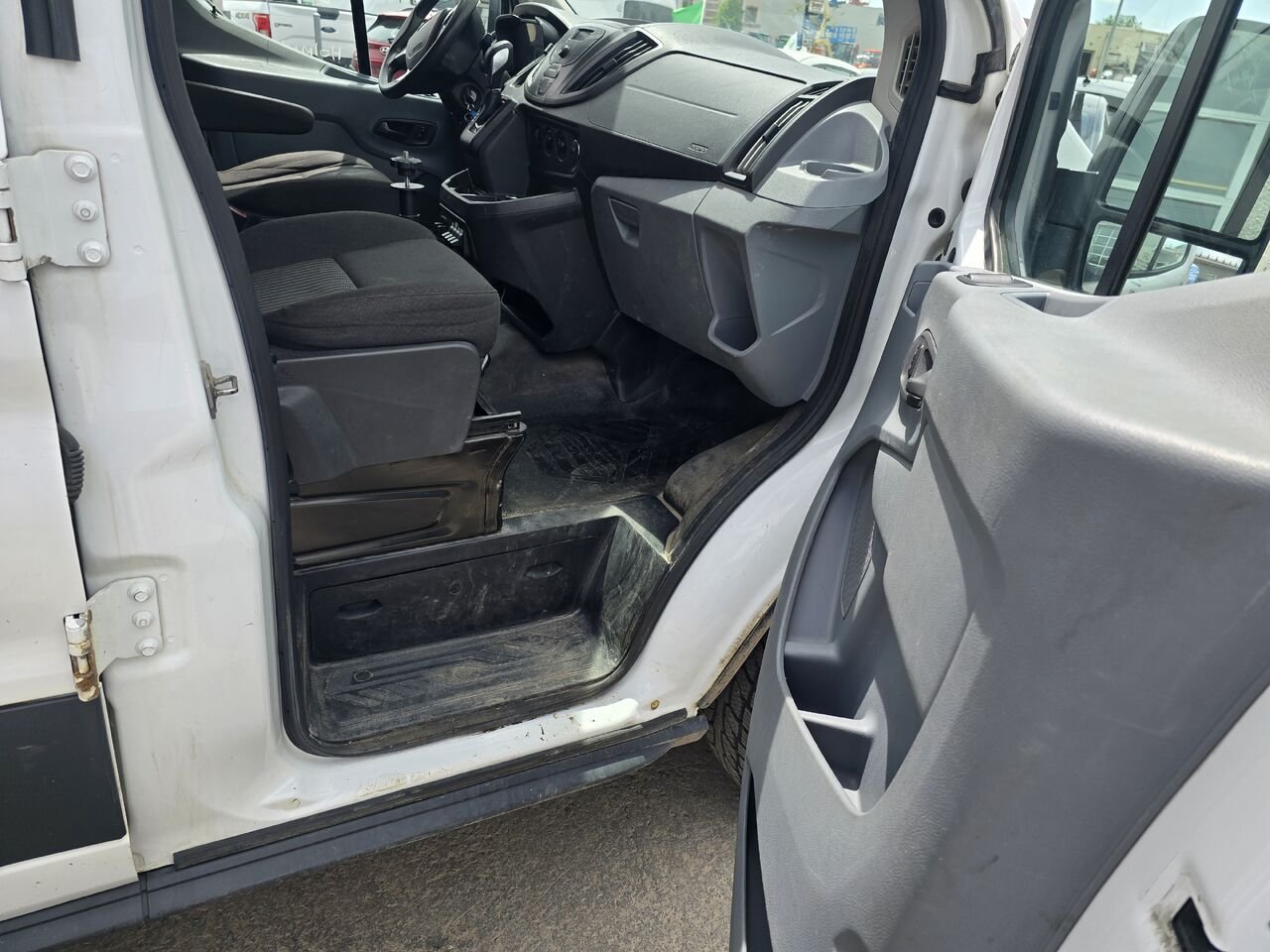 2016 Ford Transit fourgon utilitaire White  - photo #12
