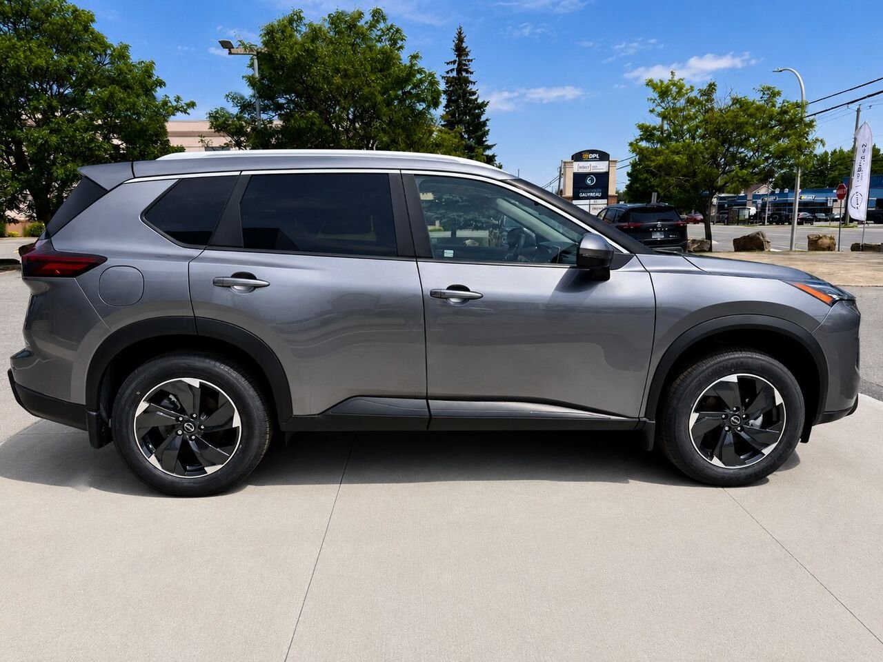 2026 NISSAN Rogue ROGUE SV TOIT OUVRANT Gun Metallic Châteauguay - photo #7