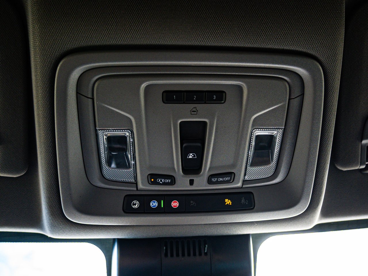 2024 GMC Sierra 1500 4WD Crew Cab 147 Elevation Black Sherwood Park - photo #27