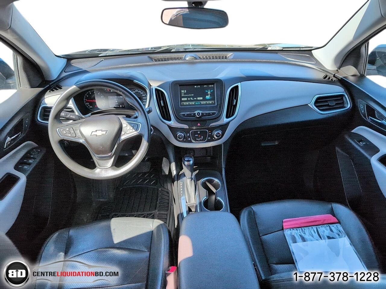 2018 Chevrolet Equinox LT AWD | BD0420 Black Granby - photo #16