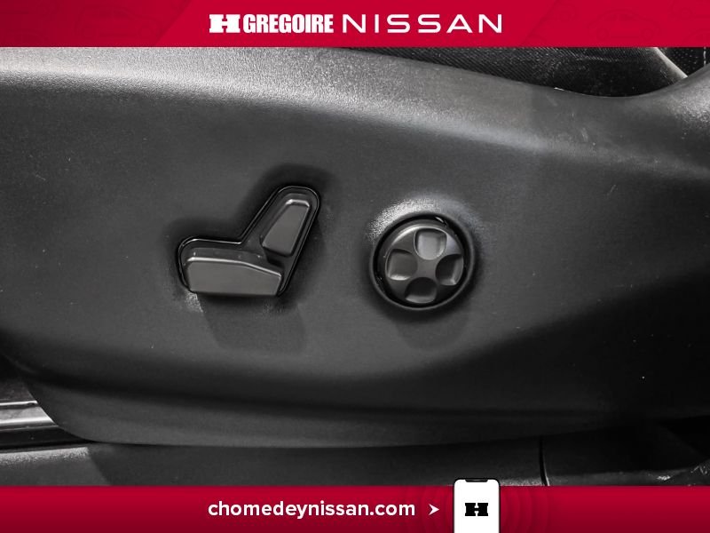 2025 Chrysler Pacifica Grey Saint-Eustache - photo #17