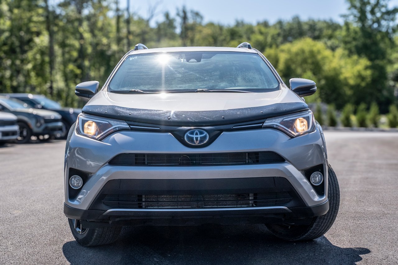 2018 Toyota RAV4 Grey Gatineau - photo #3