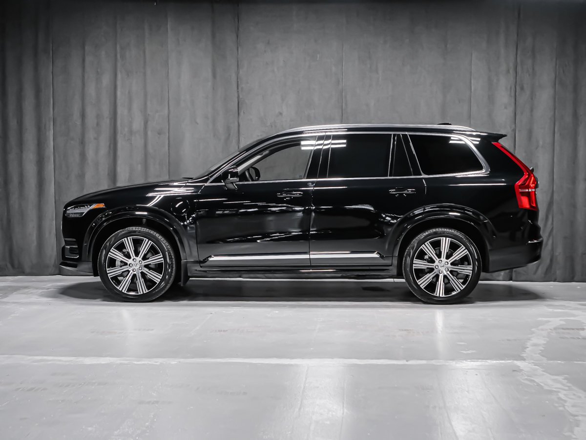Volvo XC90 Plug-In Hybrid T8 ULTRA BRIGHT 2025 Noir Montréal - photo #2