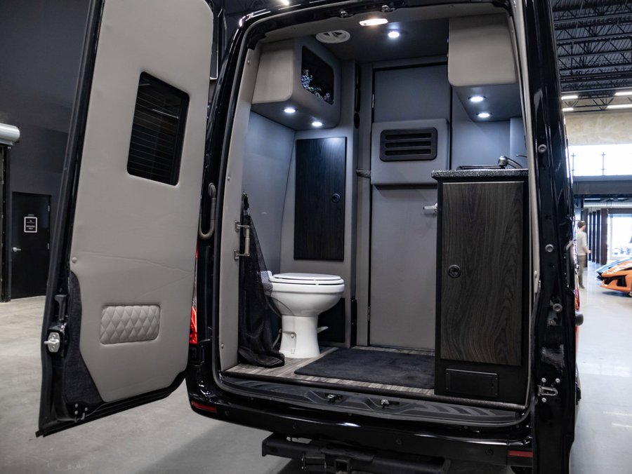 2020 Mercedes-Benz Sprinter 3500 Class B 2020 Black