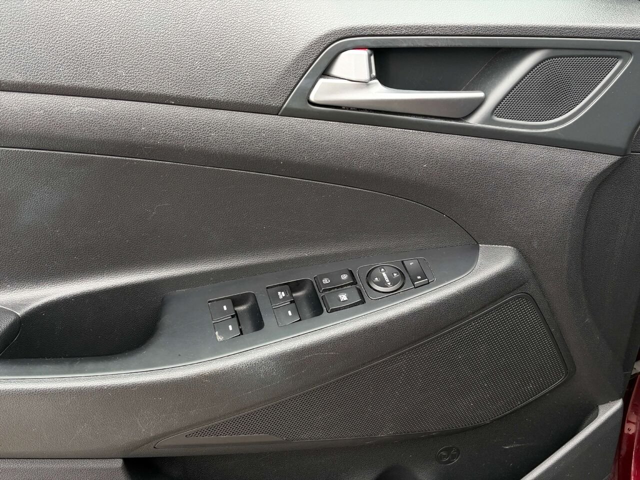 2017 Hyundai TUCSON SE Red Gatineau - photo #9