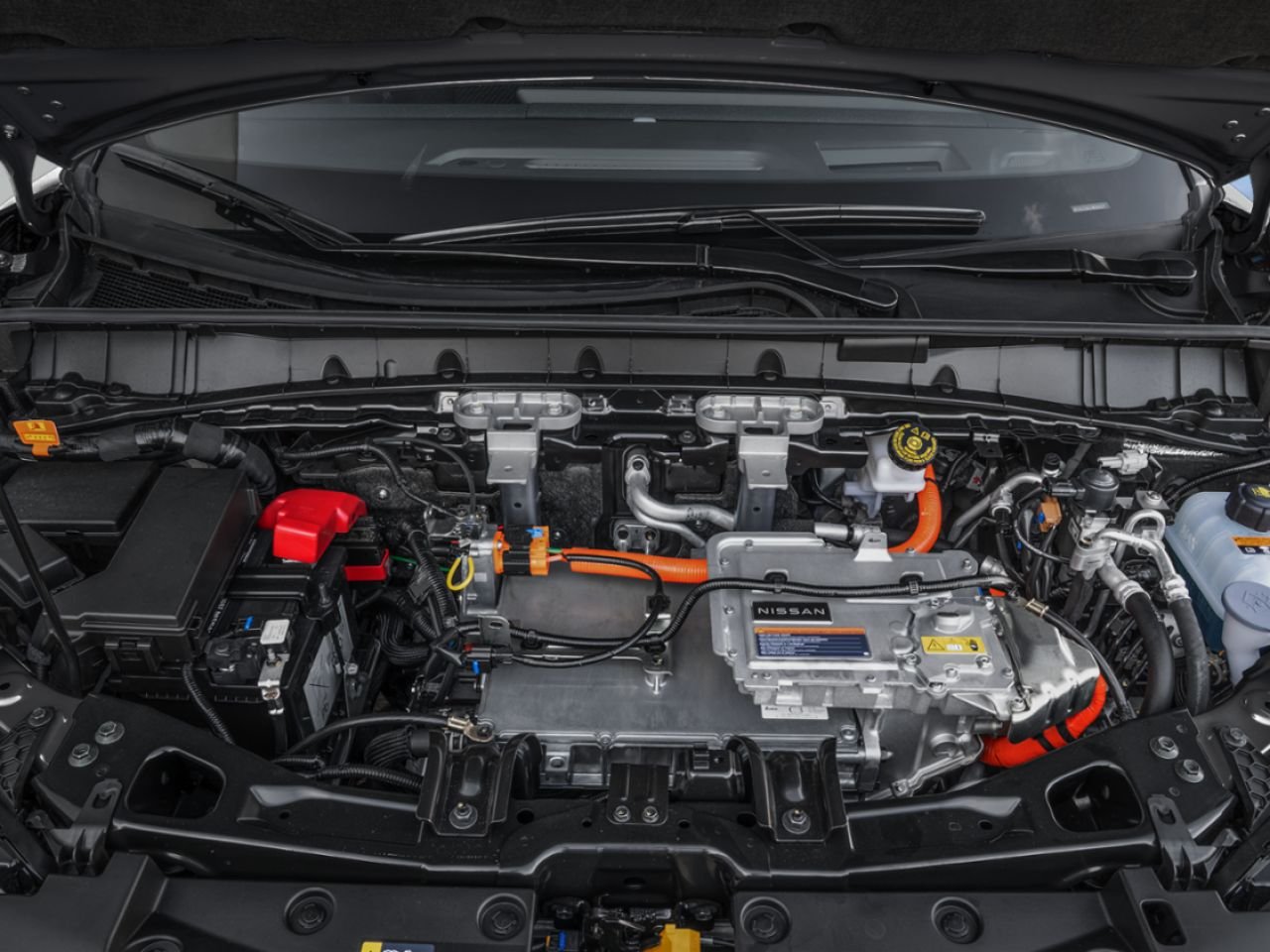 2026 Nissan LEAF Boulder Gray Pearl/Black Ste-Agathe des Monts - photo #9
