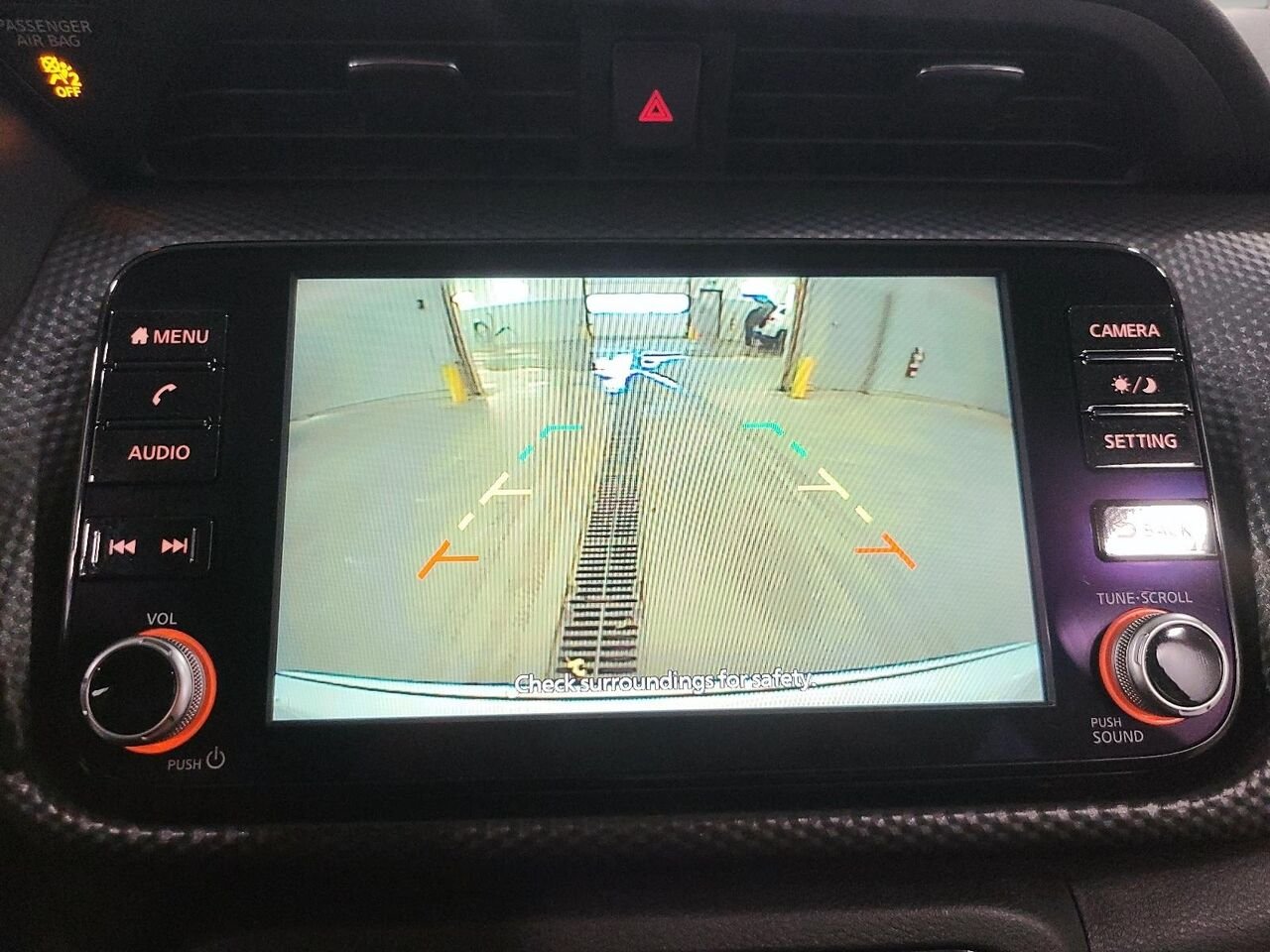 2025 Nissan KICKS PLAY S TA Grey Québec - photo #16