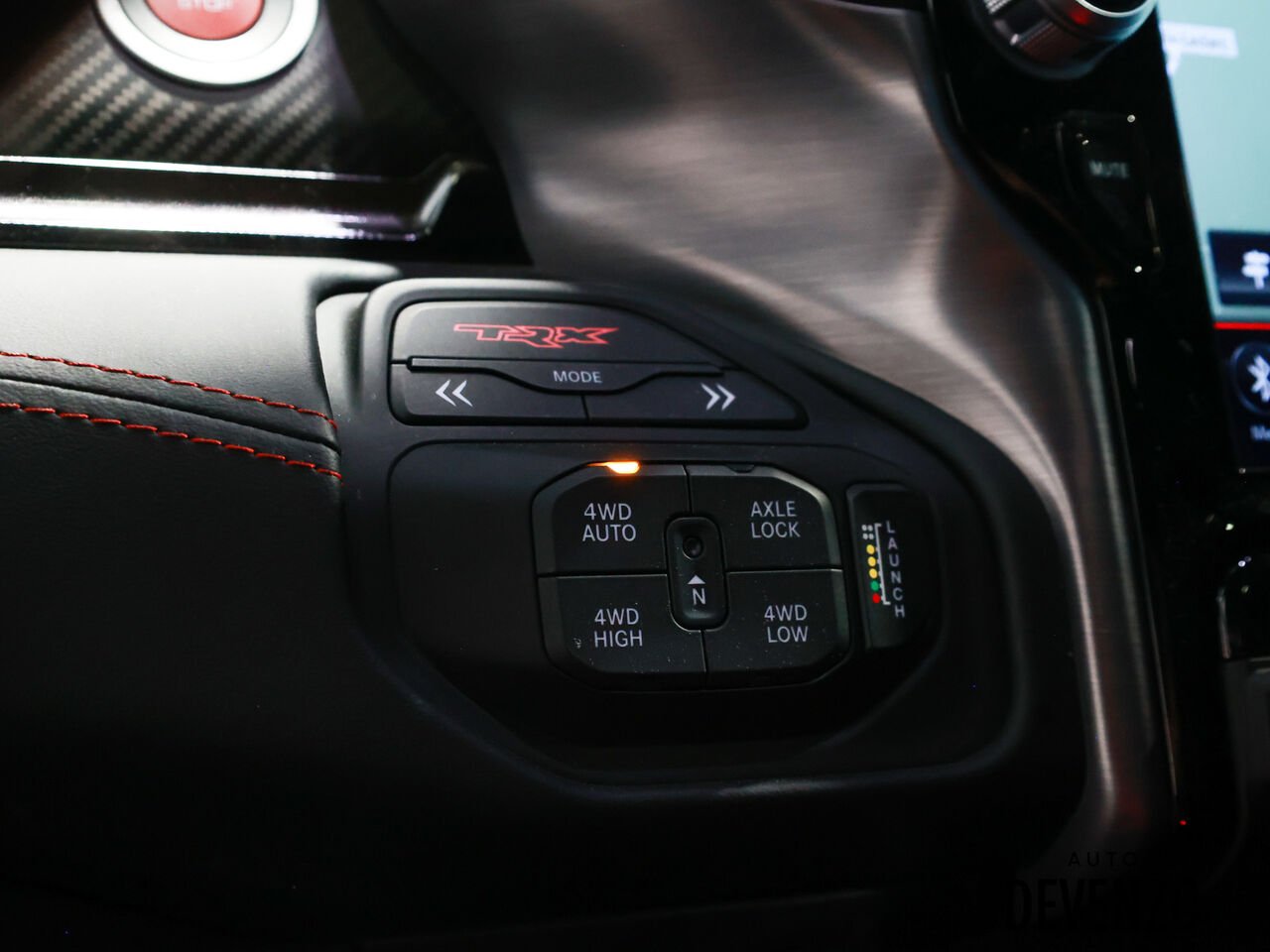 2021 Ram 1500 Black Saint-Eustache - photo #17