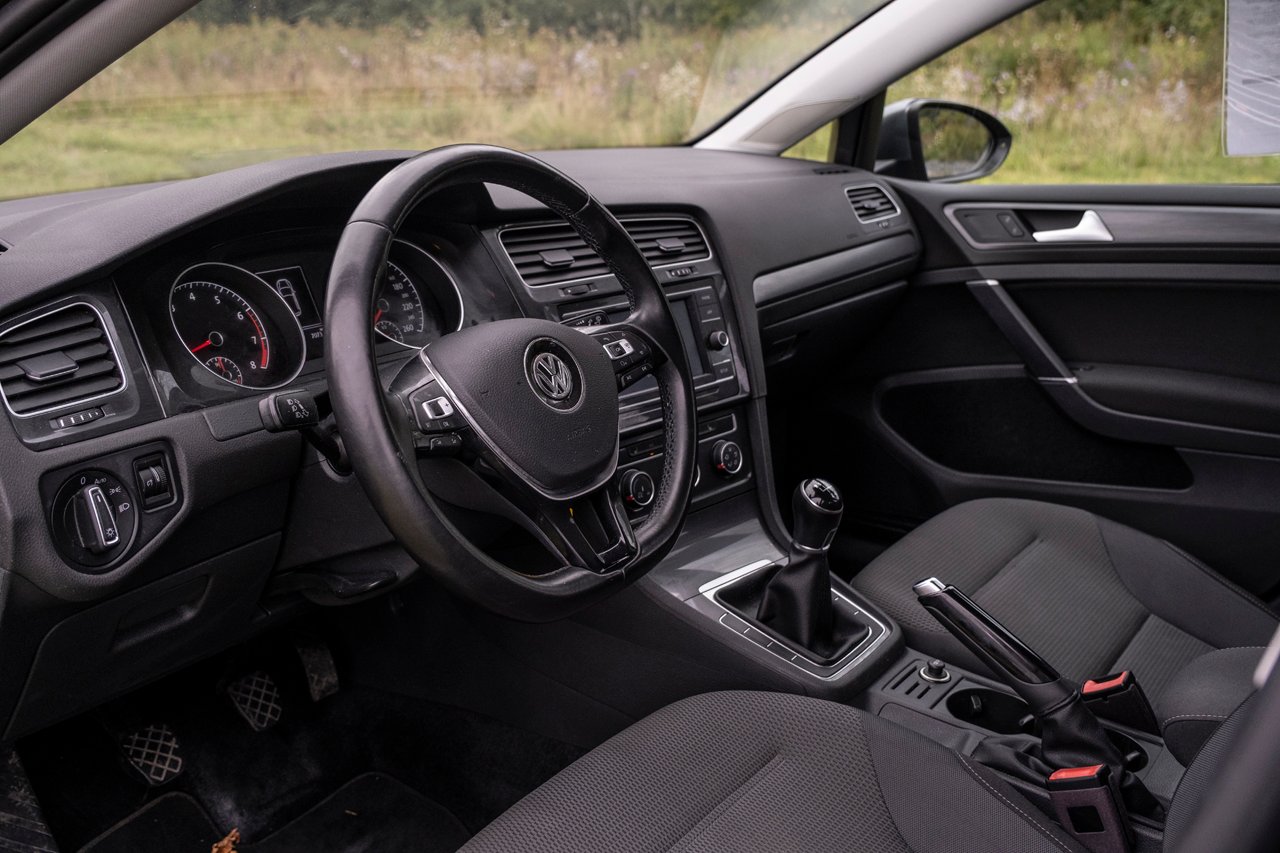 Volkswagen Golf 2018 Gris Gatineau - photo #7