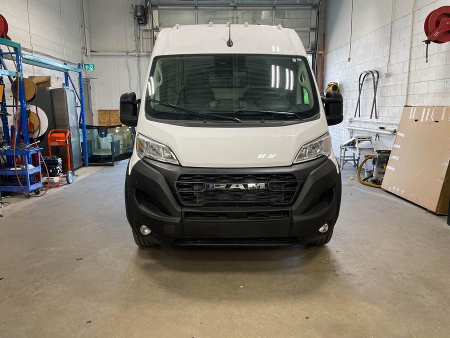 Ram ProMaster Cargo Van TRADESMAN 2500 HIGH ROOF *136 WB* CARPLAY 2025 Blanc