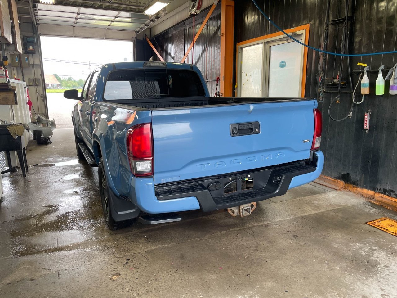 Toyota Tacoma SR5 TRD SPORT 4X4 *TOIT* NAV CUIR SIÈGES CHAUFF 2019 Bleu Saint-Jérôme - photo #7