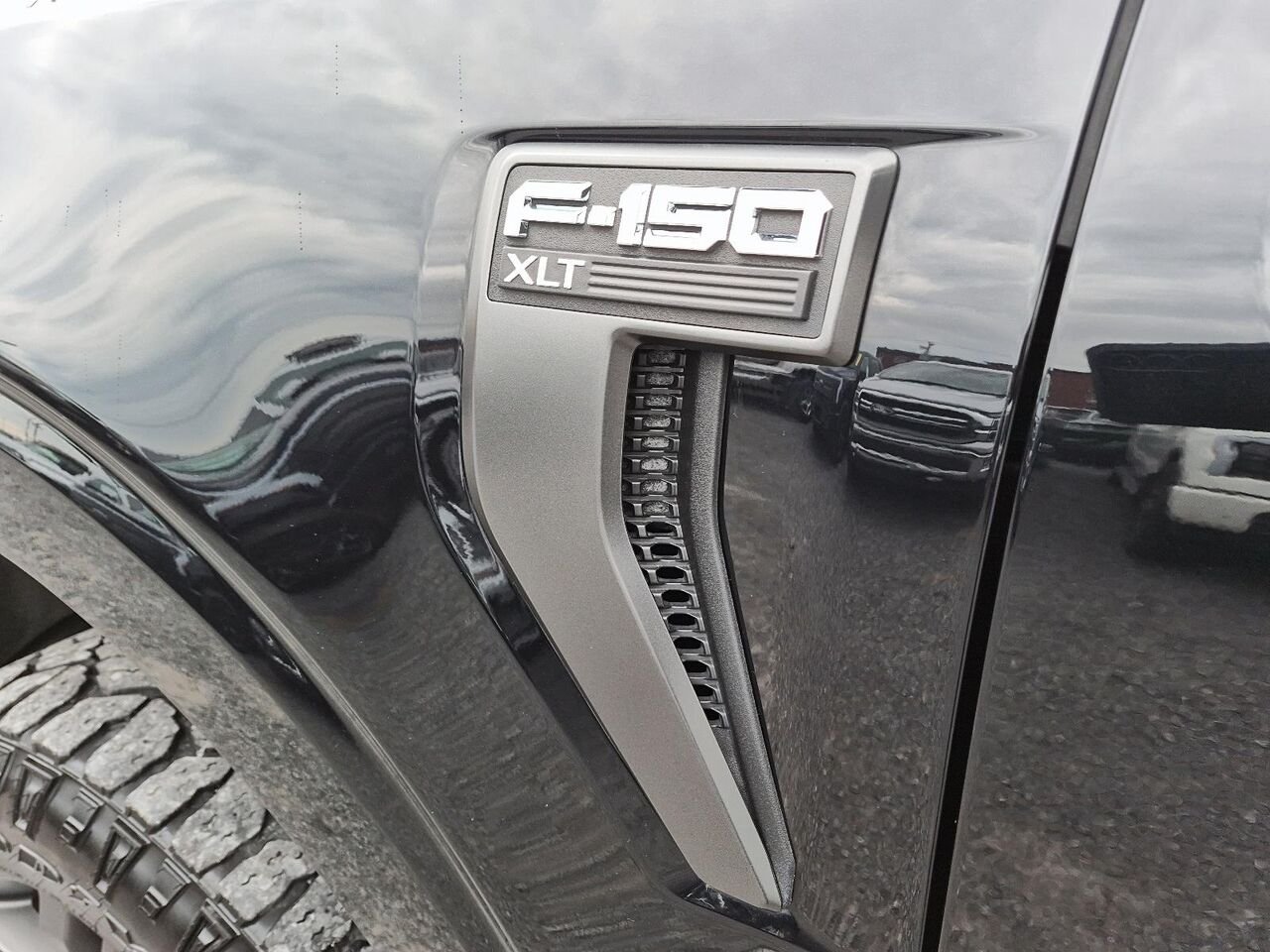 Ford F-150 2022 Noir Saint-Jérôme - photo #5