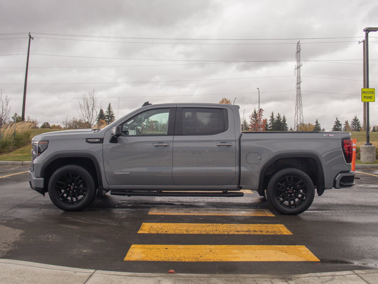 2024 GMC Sierra 1500 4WD Crew Cab 147 Elevation Grey Sherwood Park - photo #6