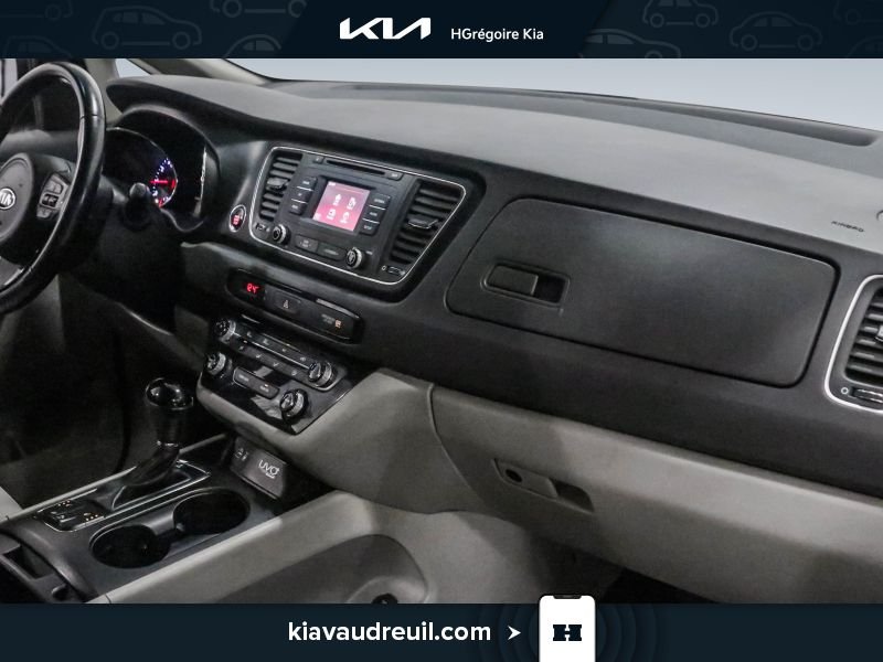 Kia Sedona 2016 Gris Blainville - photo #27