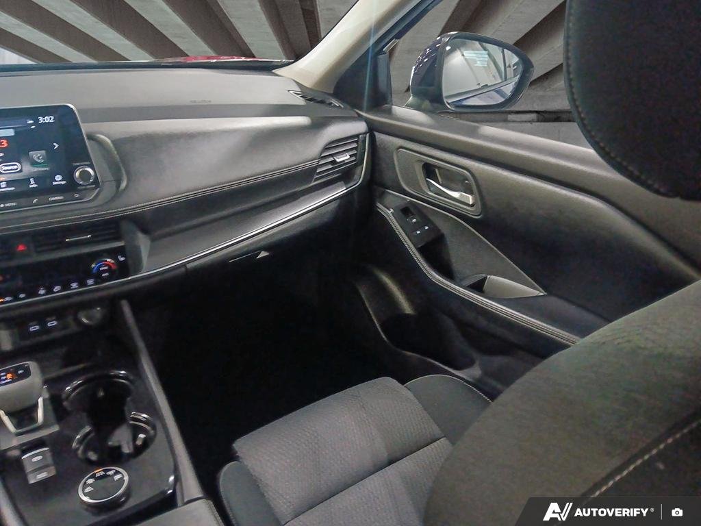 2025 Nissan Rogue 264051 | AWD SV Moonroof Blue Edmonton - photo #24