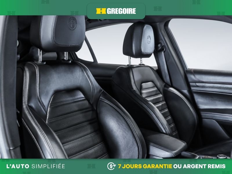2023 Alfa Romeo Stelvio Black Saint-Eustache - photo #26