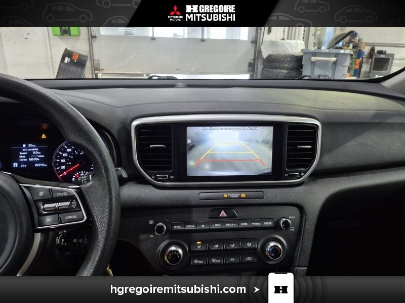 2020 Kia Sportage Grey Blainville - photo #25