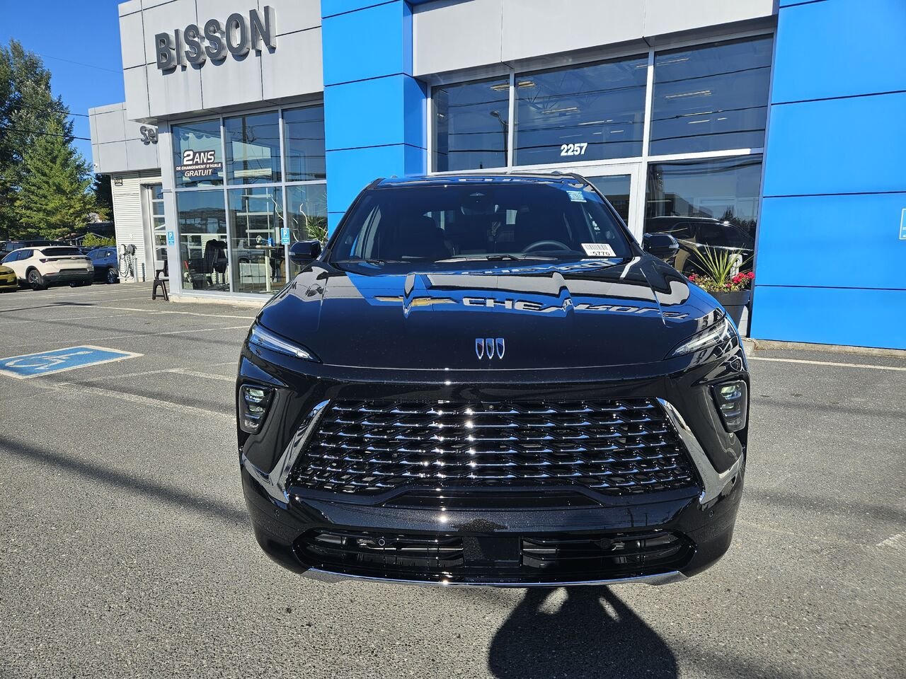 Buick Enclave Avenir 4 portes TI 2027 Ébène crépuscule métallisé Thetford Mines - photo #5
