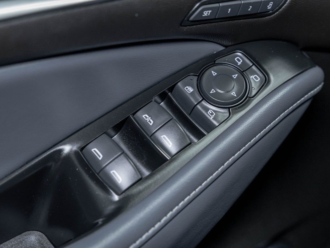 Buick Enclave PREMIUM AWD *NAV* SIÈGES MASSAGE CUIR BOSE HUD 2024 Noir Saint-Jérôme - photo #23