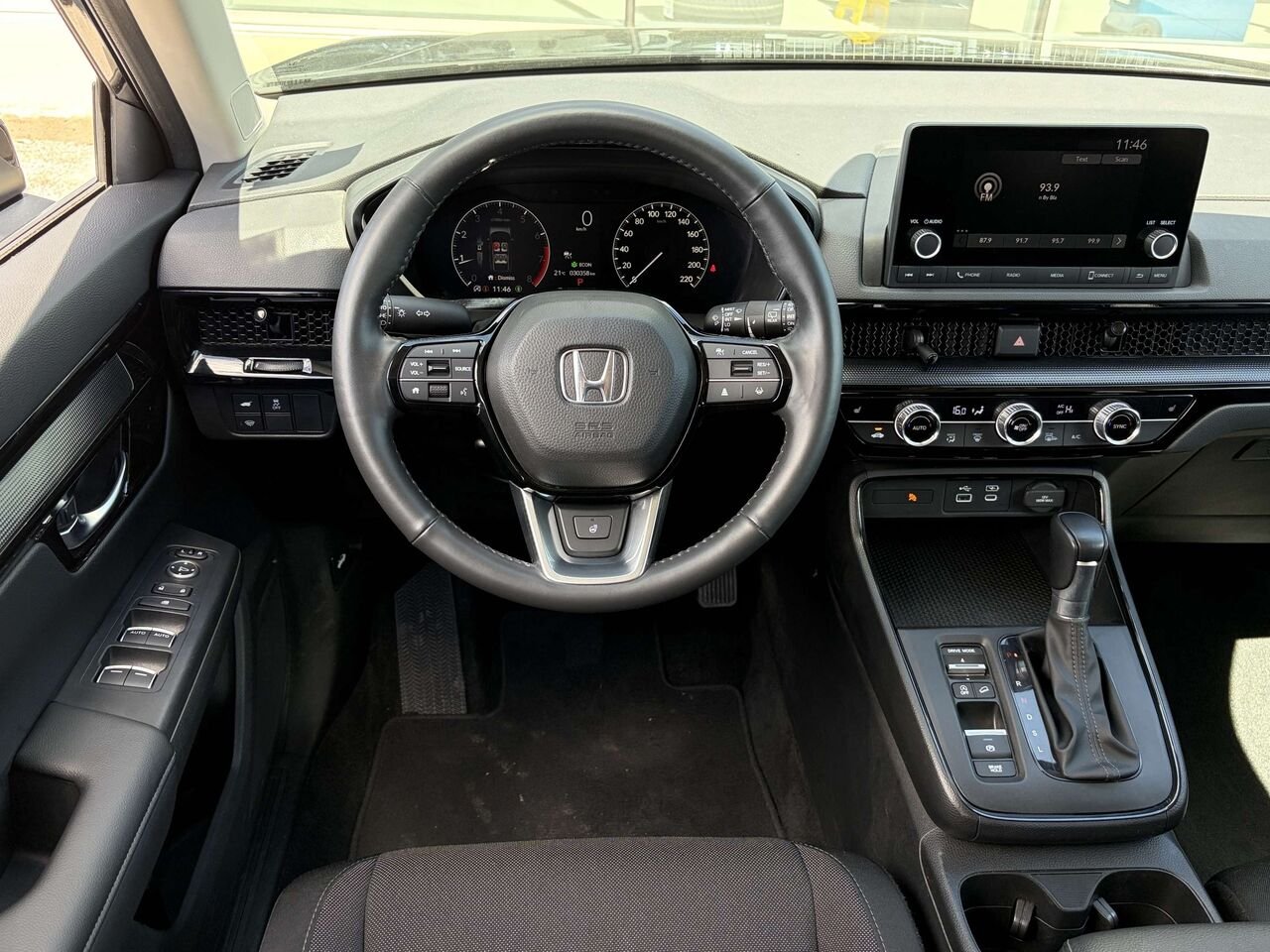 2024 Honda CR-V Black Gatineau - photo #12
