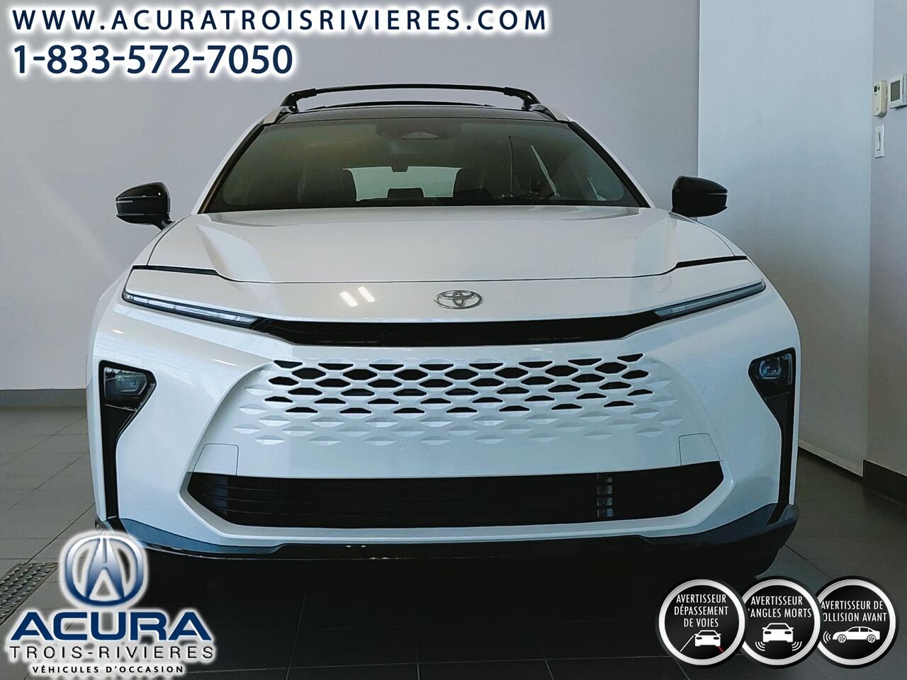 Toyota Crown Signia HEV 2025 Blanc Trois-Rivières - photo #2