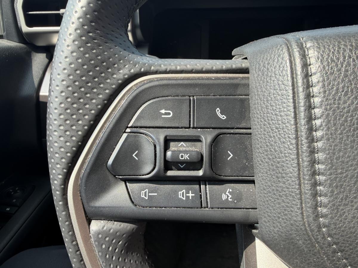 2025 Toyota 4Runner gray  - photo #13