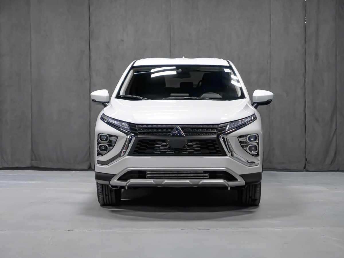Mitsubishi Eclipse Cross SE 2026 Blanc diamant Montréal - photo #2