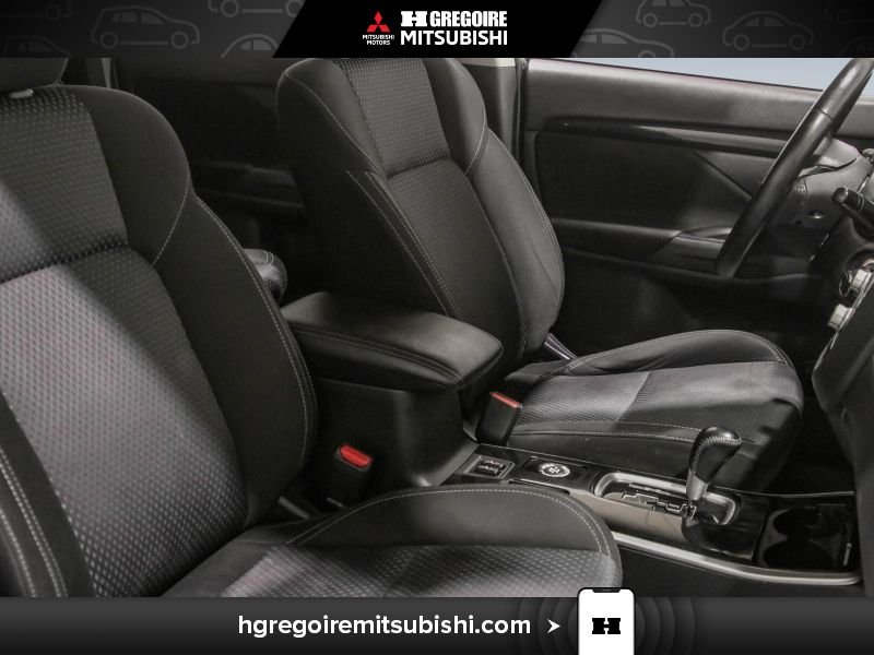 2020 Mitsubishi Outlander Grey Saint-Eustache - photo #24