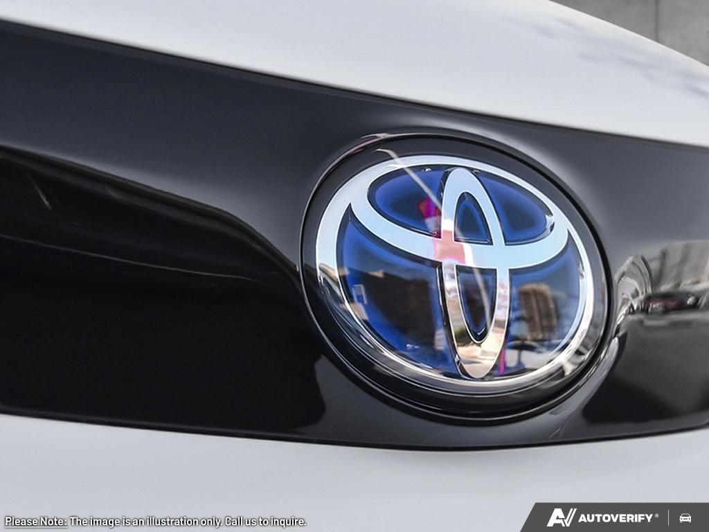 2026 Toyota Sienna 2602547 | XSE | GRKE3C White Edmonton - photo #8
